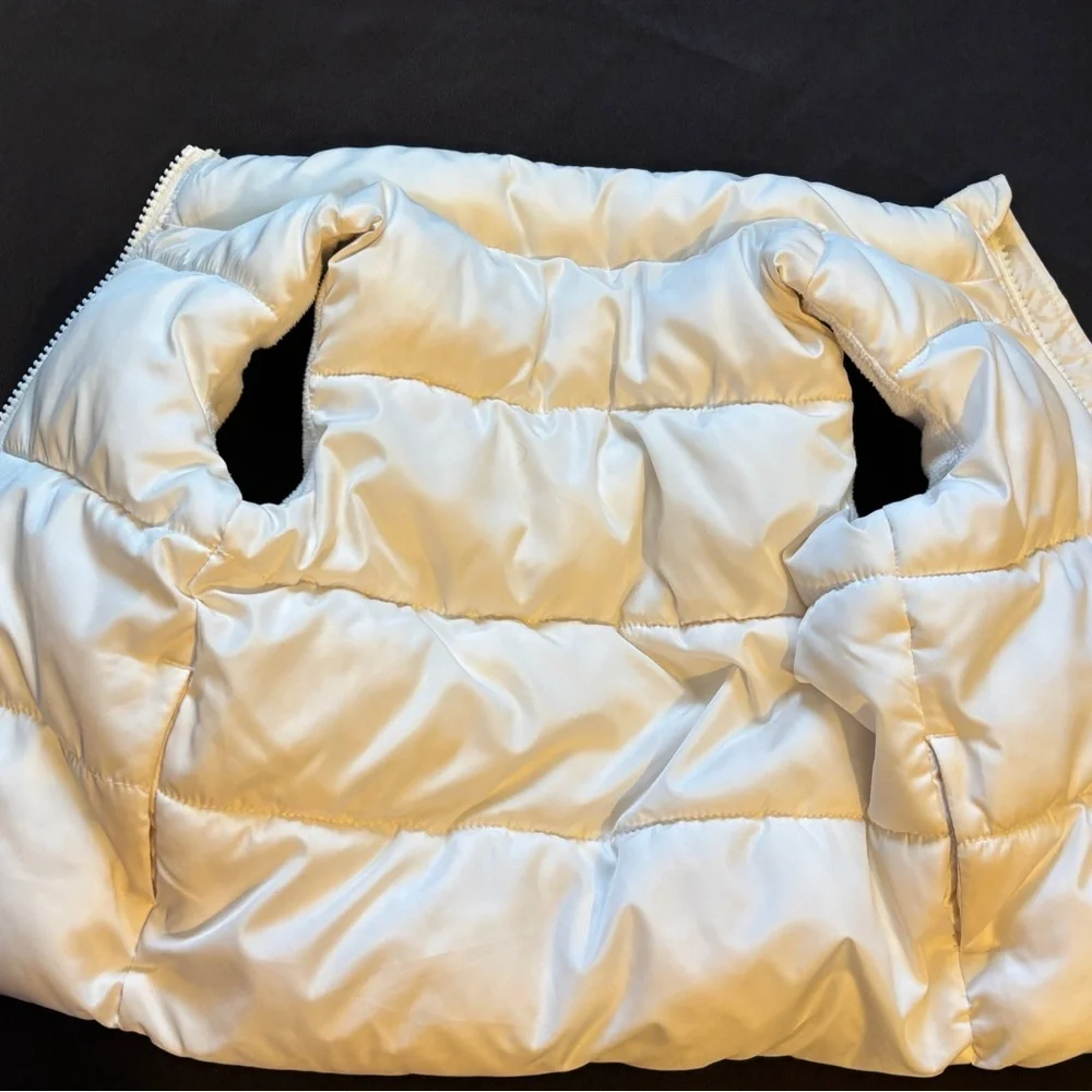 Old Navy stylish white